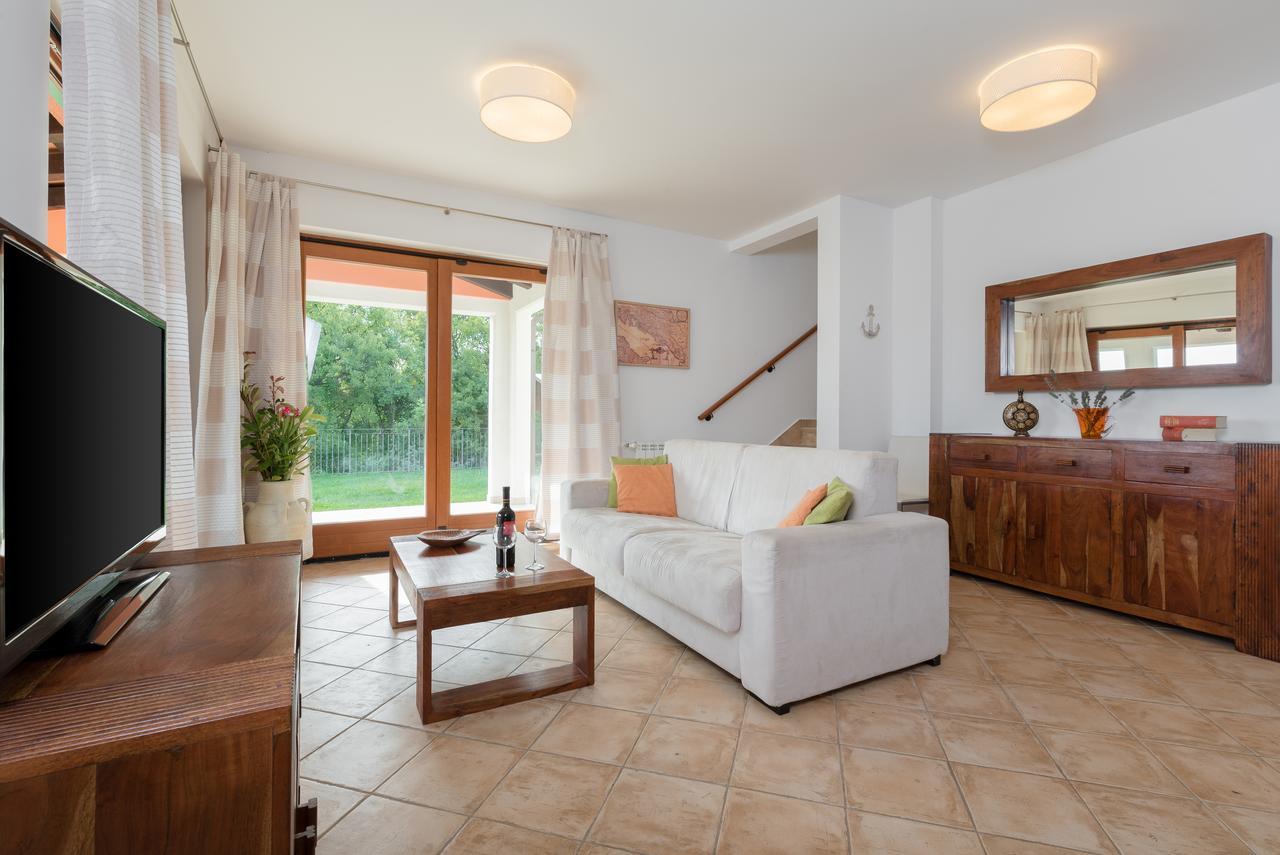 Apartments Athos Rabac Εξωτερικό φωτογραφία